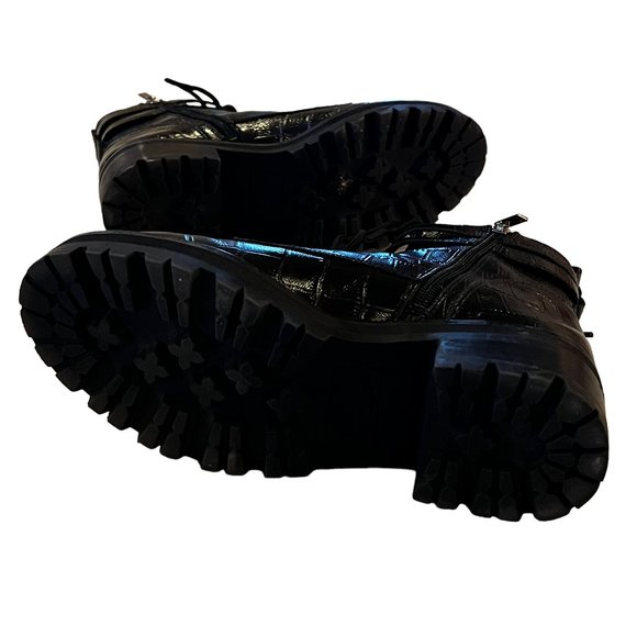 Marc Fisher LTD MLBARREN 2 Black Embossed Leather Combat Boots Size 7.5 M - Picture 6 of 12